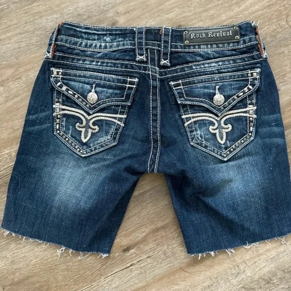 Rock Revival Women’s Cut Off Jean Shorts Size 28 Noelle Dark Wash Low Rise Y2K